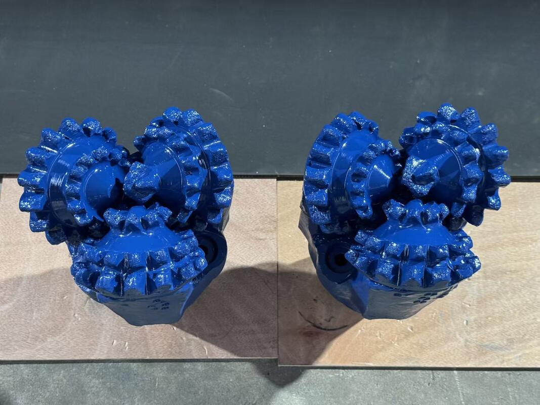 17 1/2 Inch Button IADC737 Stalowy Forged Tricone Drill Bit Do Drilling Oil
